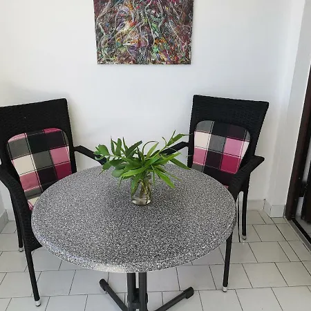 Apartment Sonne, Meer Und Berge